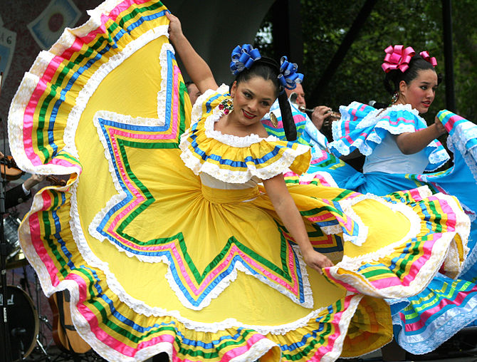cinco_de_mayo_dancers_in_washington_dc News Taco
